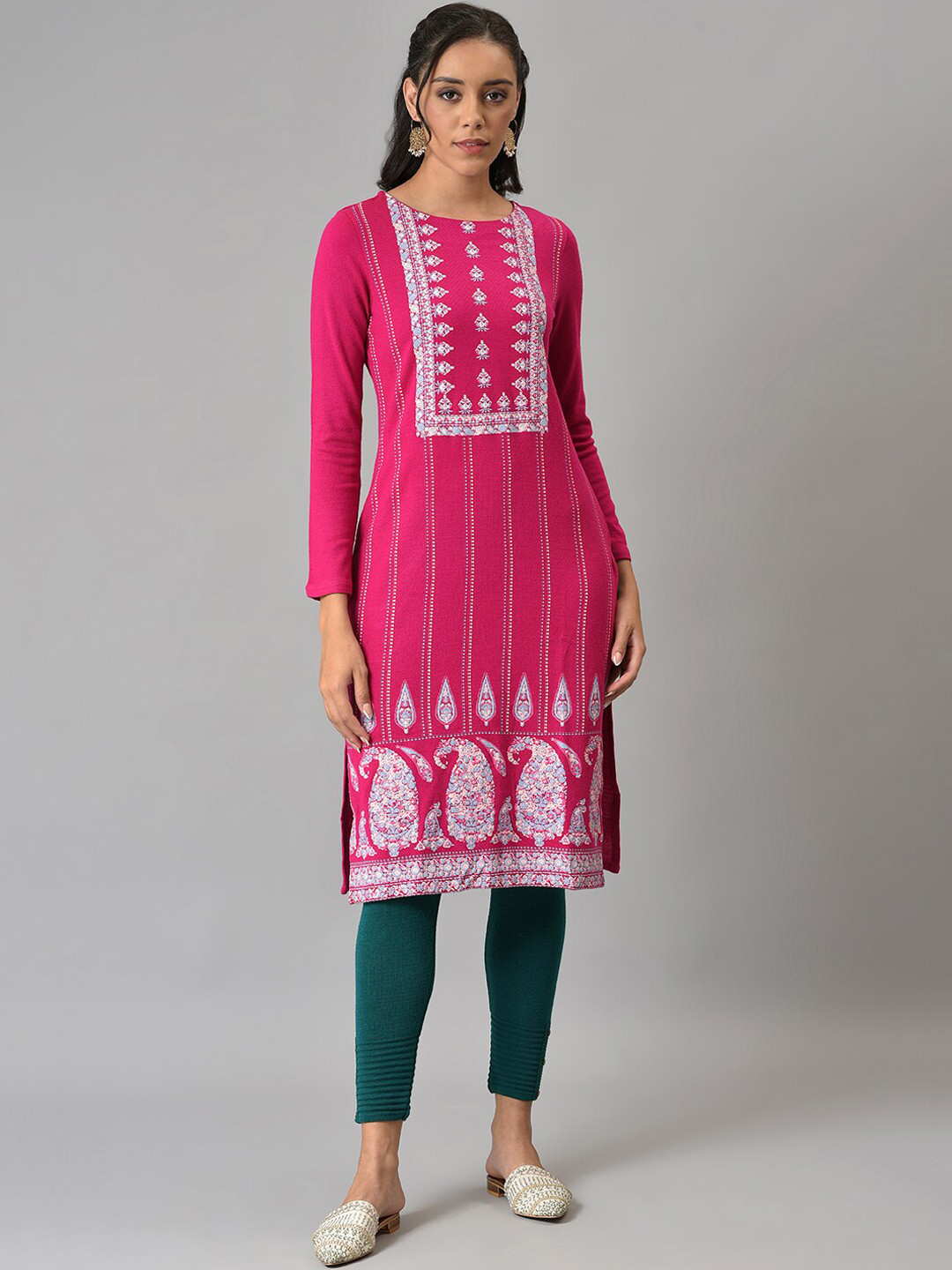

W Women Pink Paisley Yoke Design Kurta