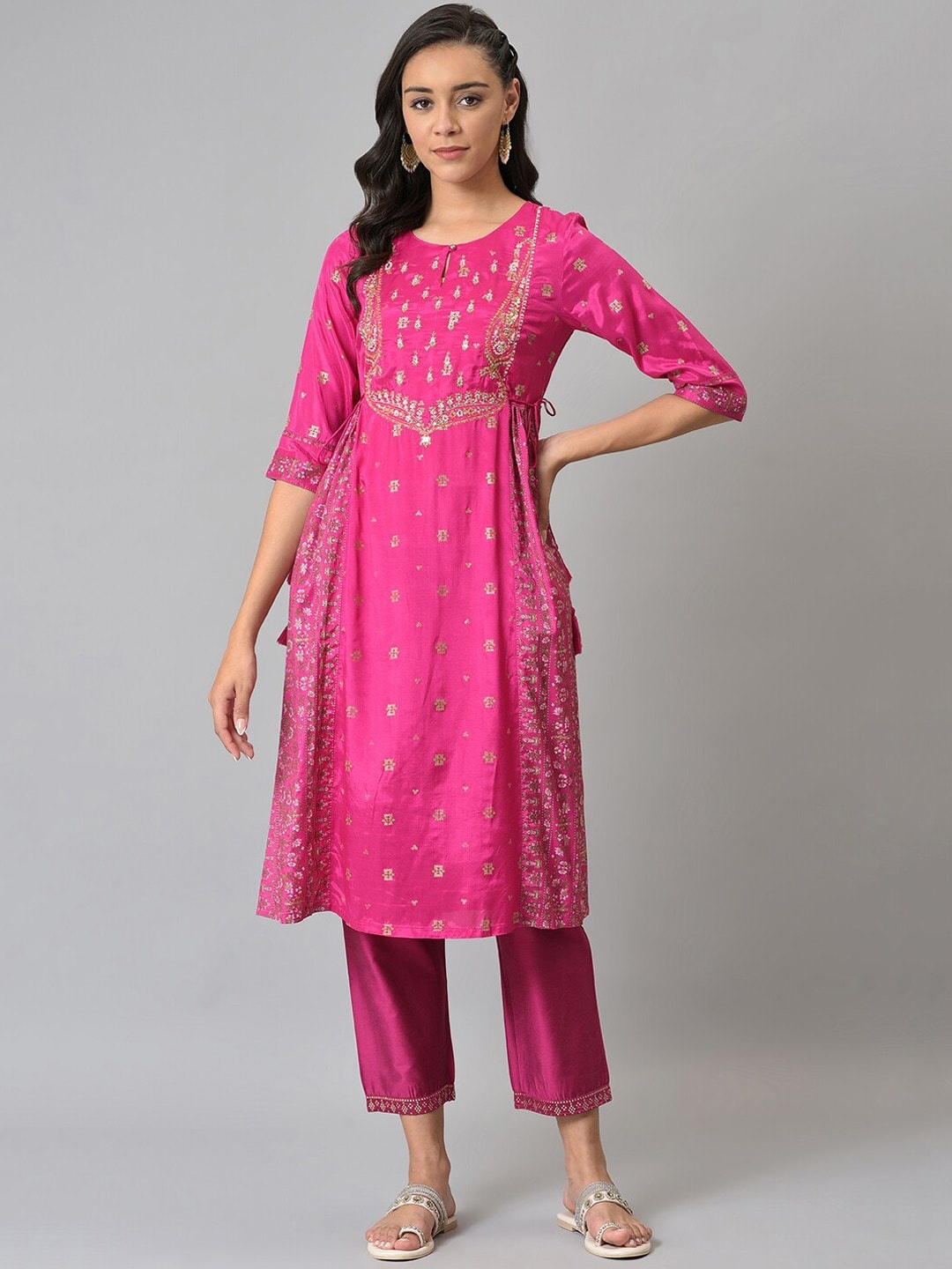 

W Women Pink Ethnic Motifs Embellished Handloom Anarkali Kurta