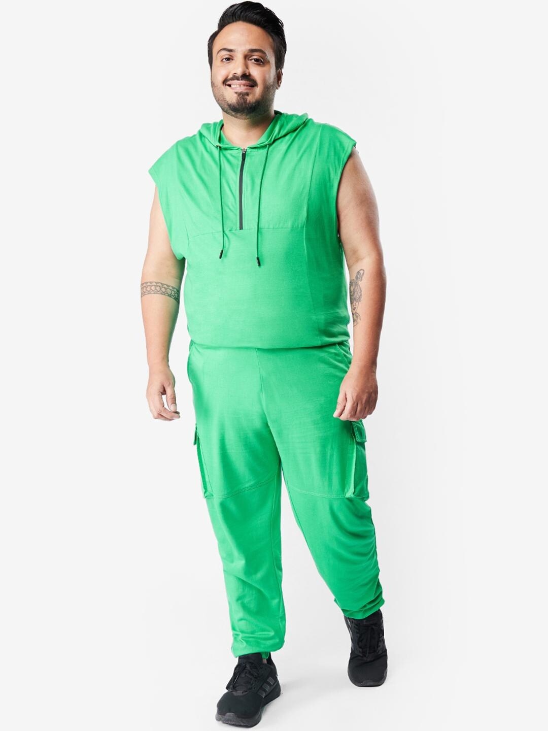 

Bewakoof Plus Size Men Green Solid Cotton Track Pants