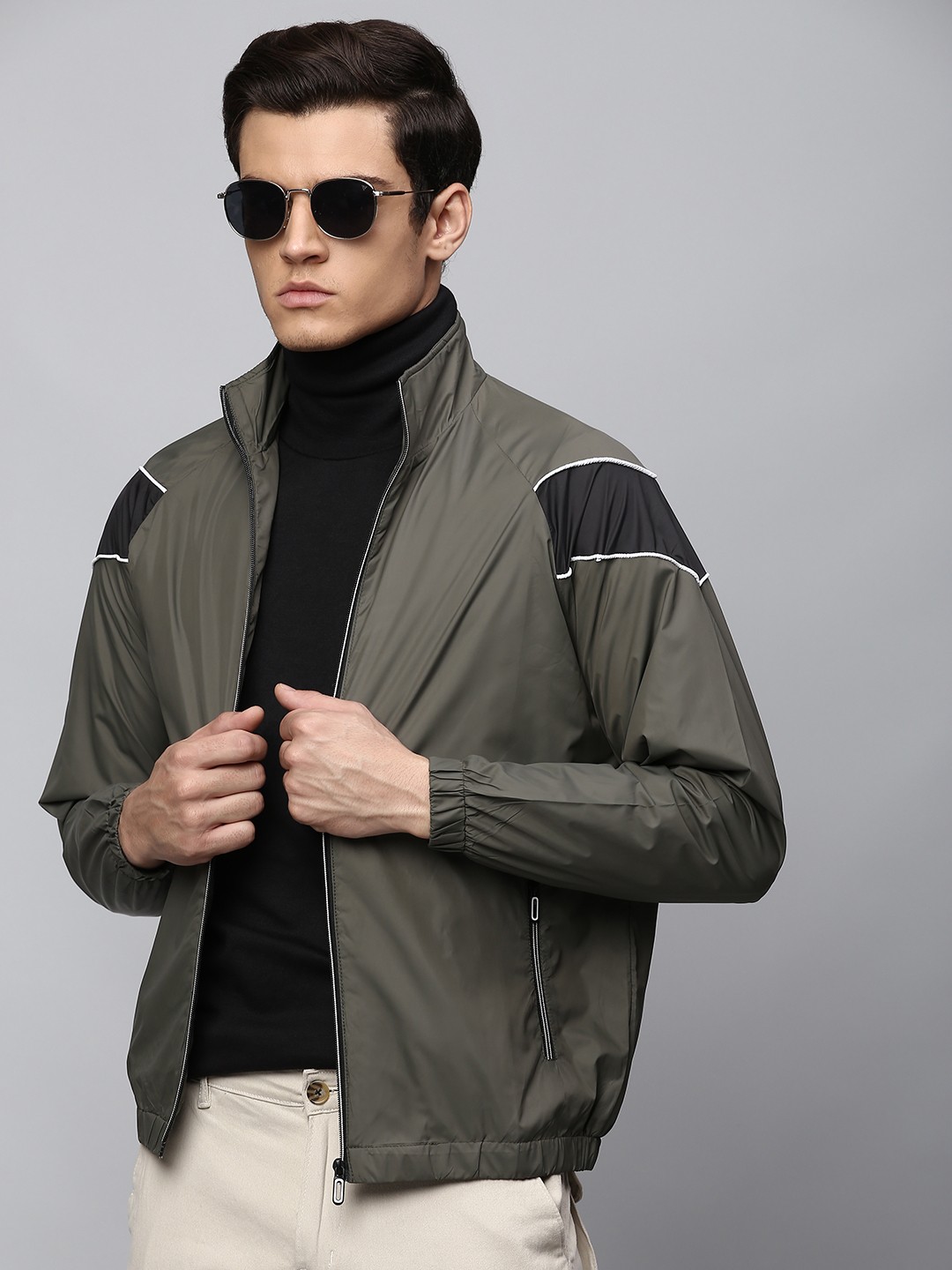 

Dennis Lingo Men Olive Green Lightweight Outdoor Sporty Jacket