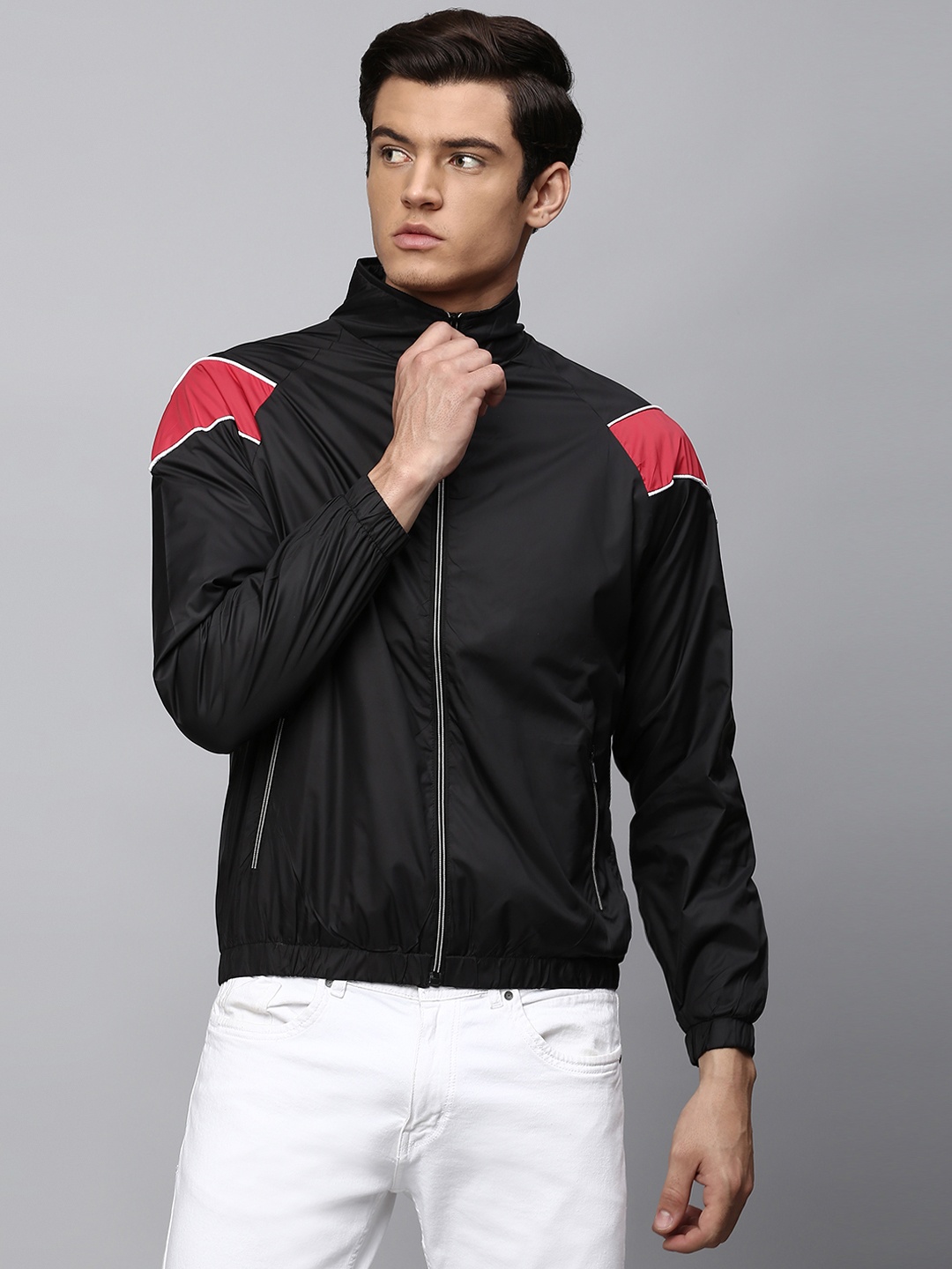 

Dennis Lingo Men Colourblocked Lightweight Outdoor Tailored Jacket, Black