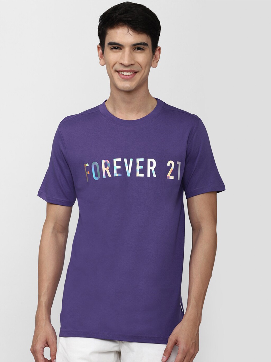 

FOREVER 21 Men Purple Typography Printed Raw Edge T-shirt