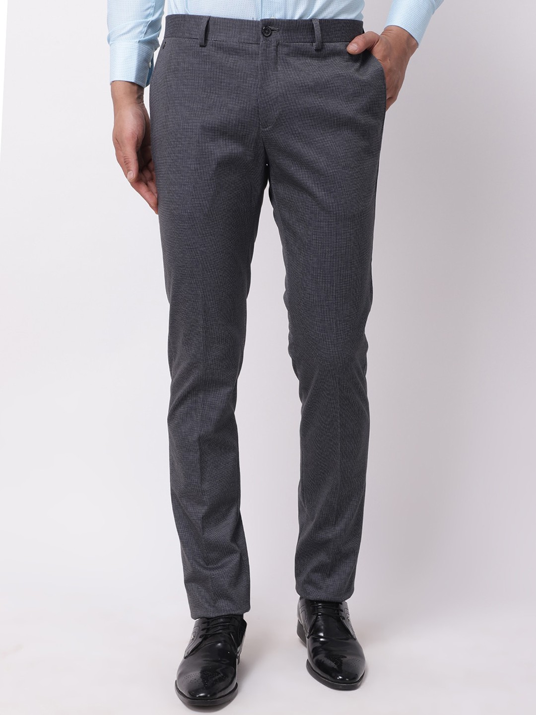 

Blackberrys Men Grey Slim Fit Solid Trousers