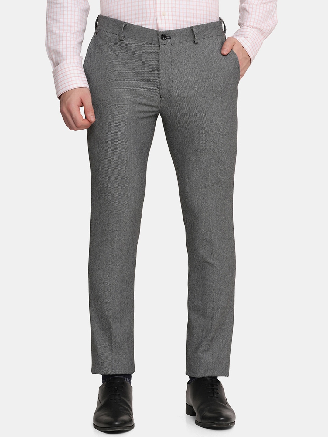

Blackberrys Men Grey Textured Slim Fit Trousers