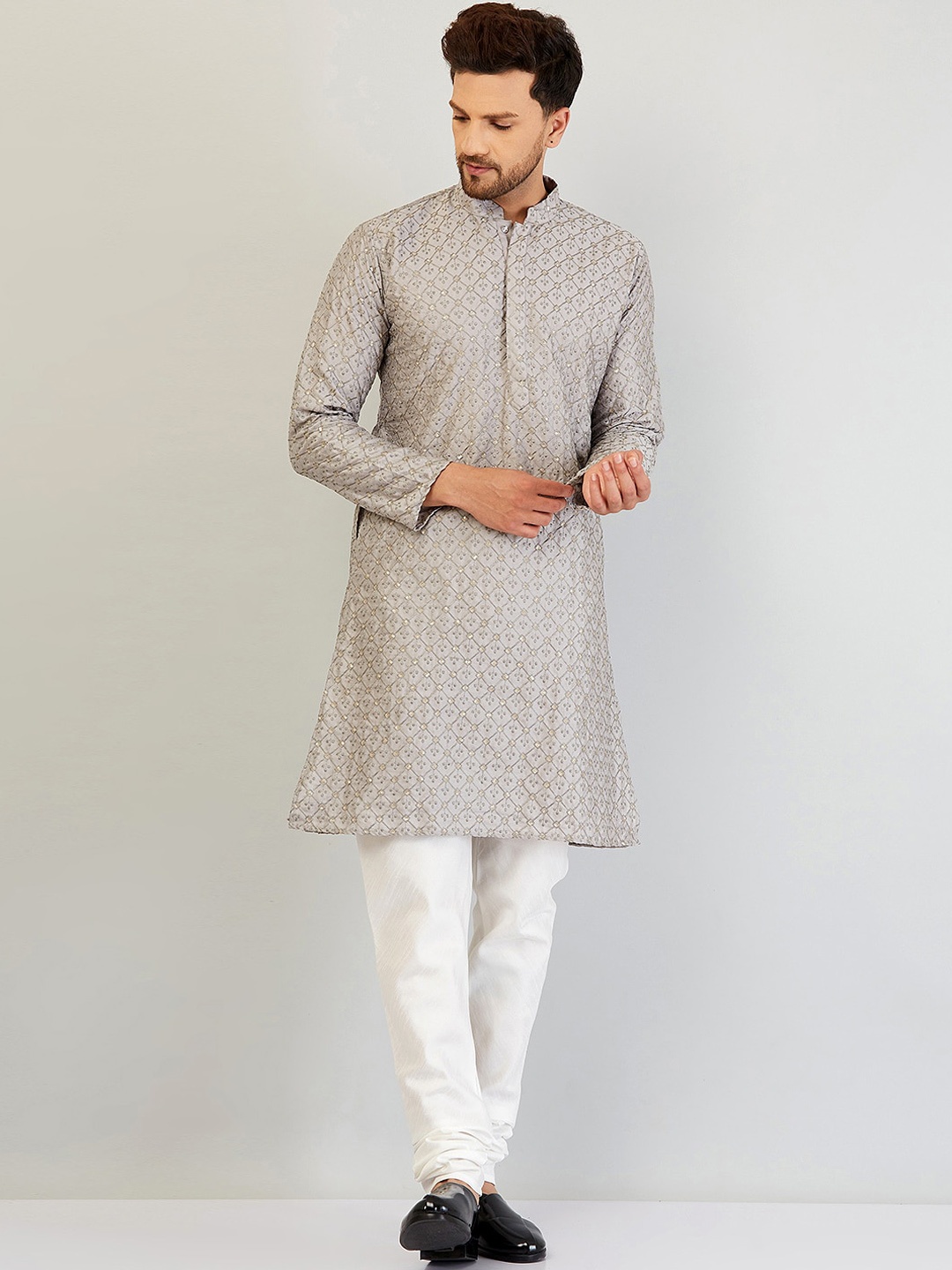 

Armaan Ethnic Men Dupion Silk Kurta with Pyjamas, Grey