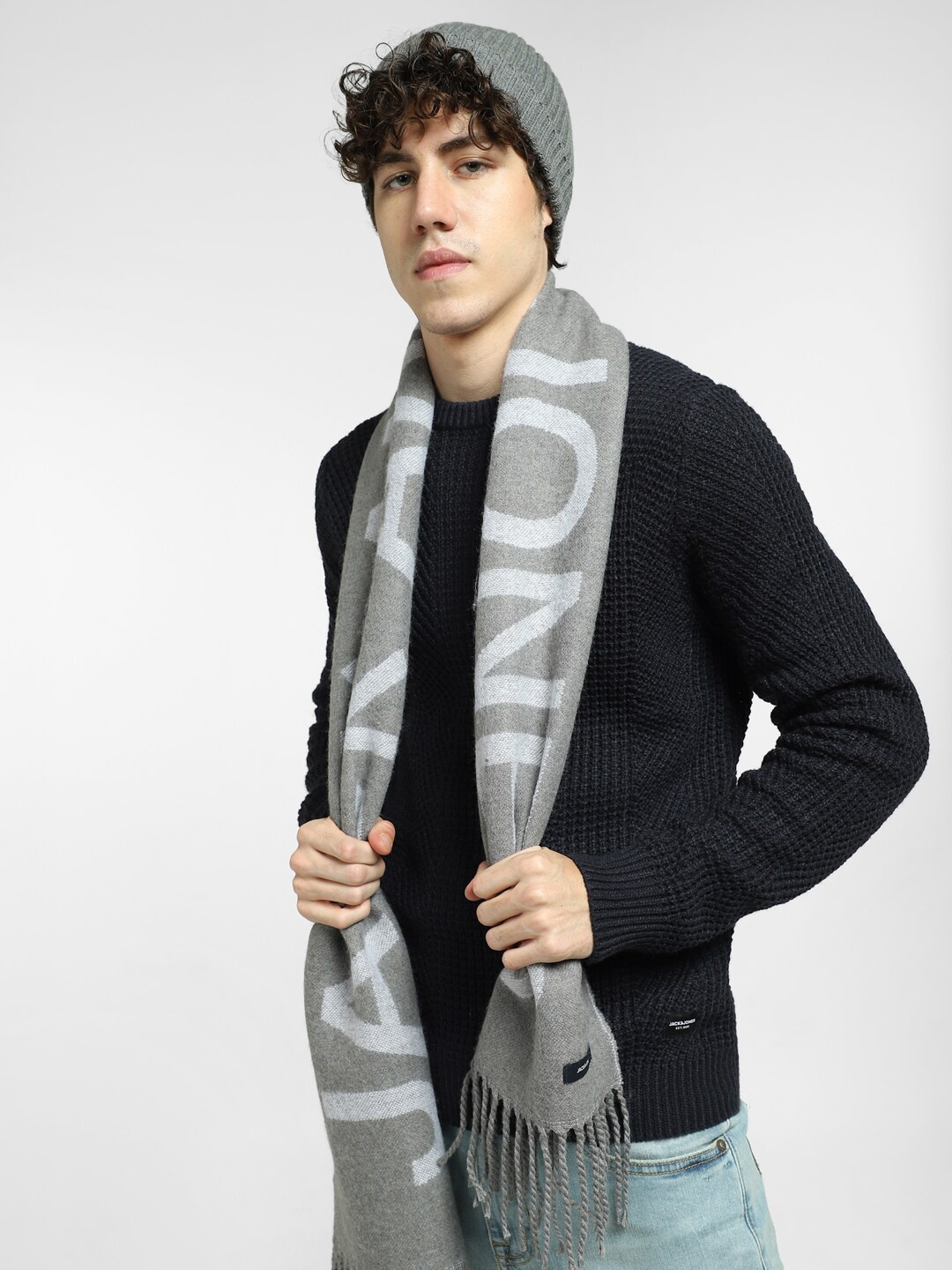 

Jack & Jones Men Printed Scarf, Grey