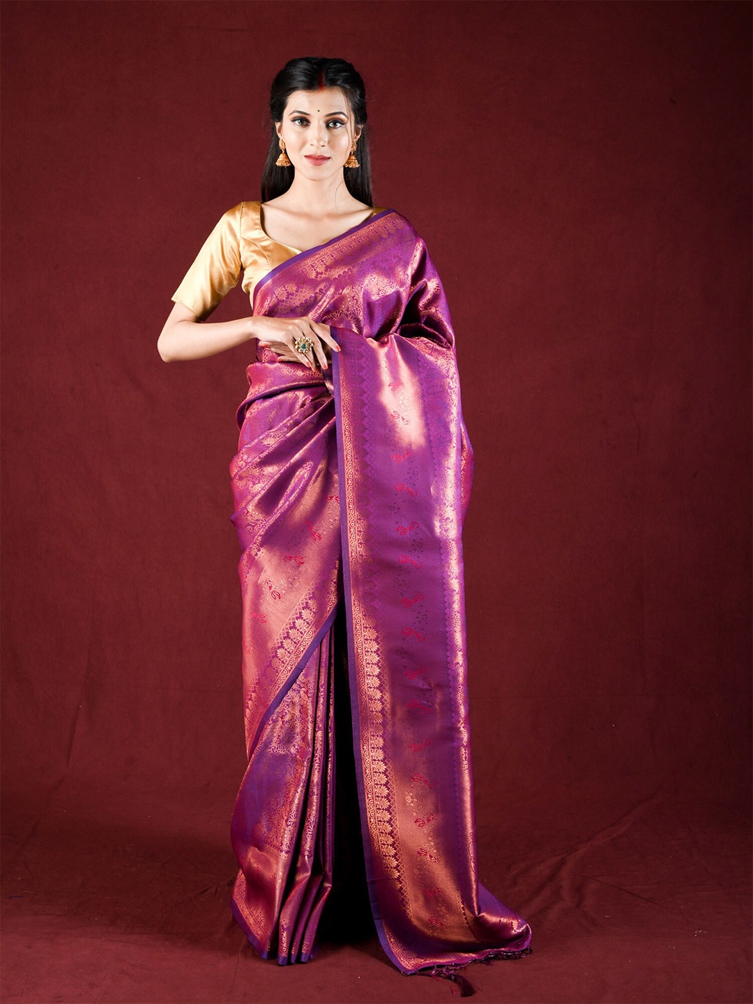 

Exclusiva Purple & Gold-Toned Ethnic Motifs Zari Saree