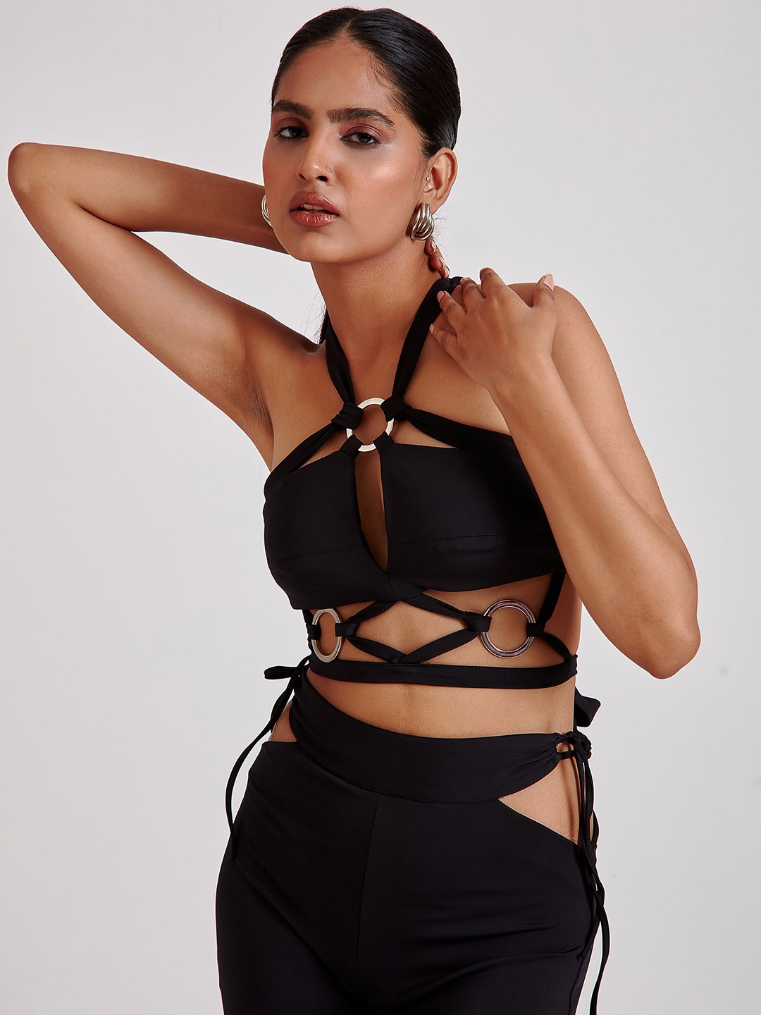 

THE CLOTHING FACTORY Women Black Halter Neck Crop Top