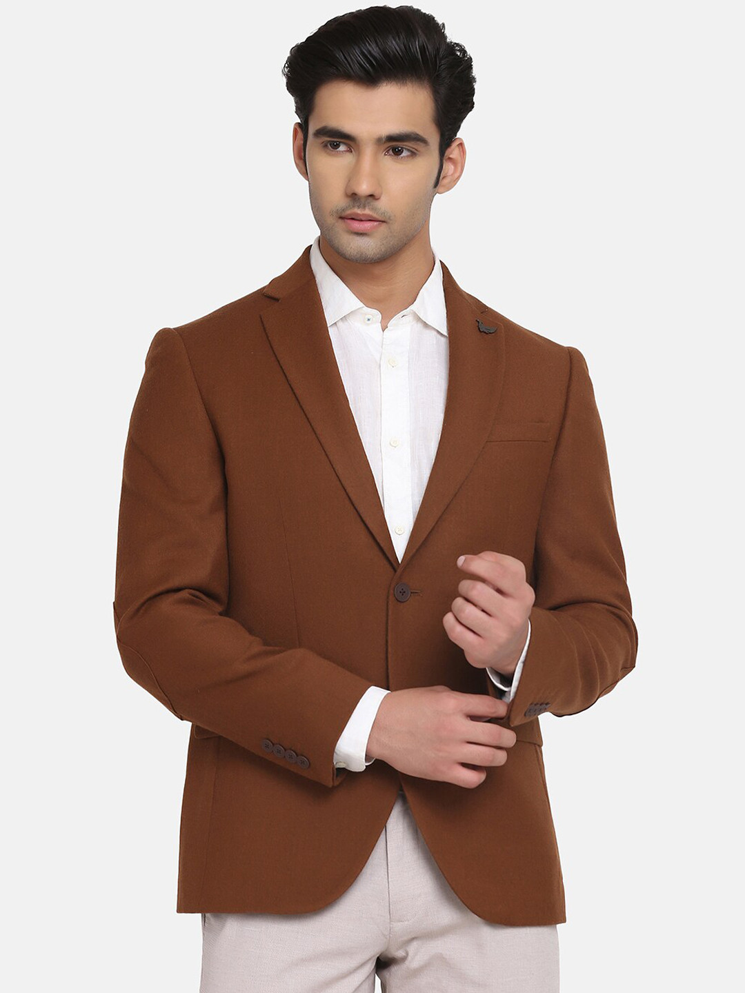 

Blackberrys Men Brown Solid Single-Breasted Slim-Fit Formal Blazer