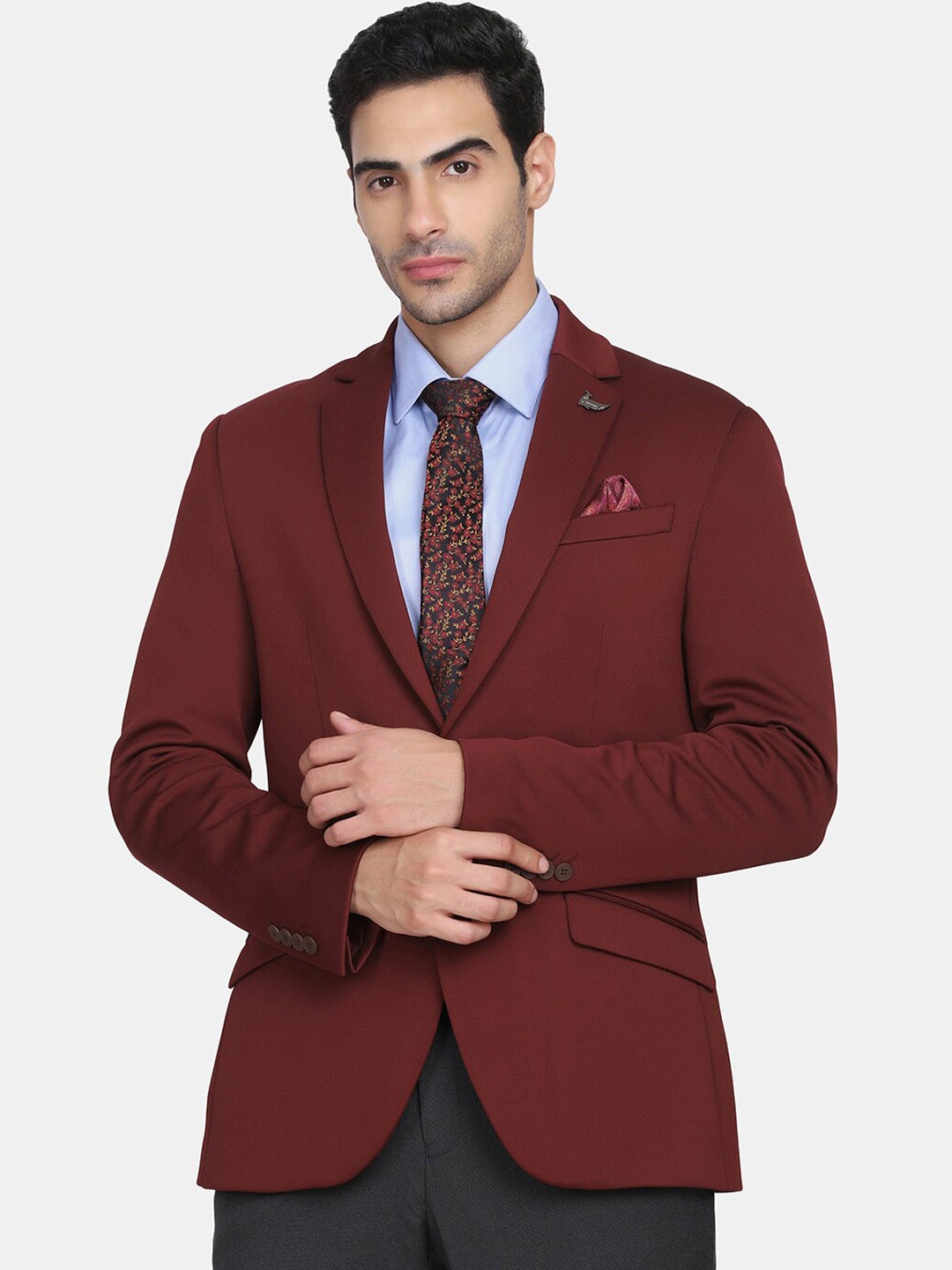 

Blackberrys Men Maroon Solid Single Breasted Blazer