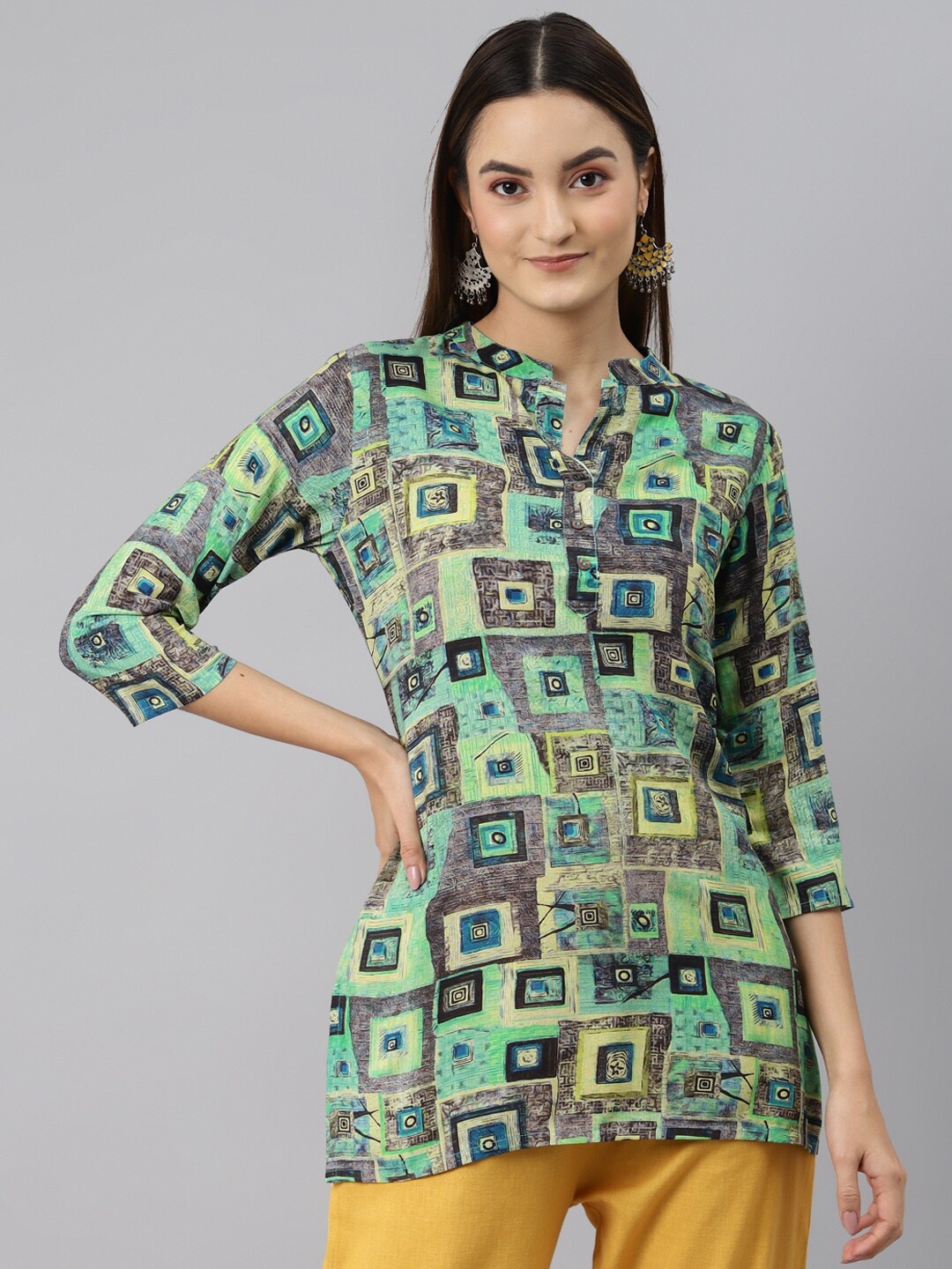 

HERE&NOW Green Geometric Printed Kurti