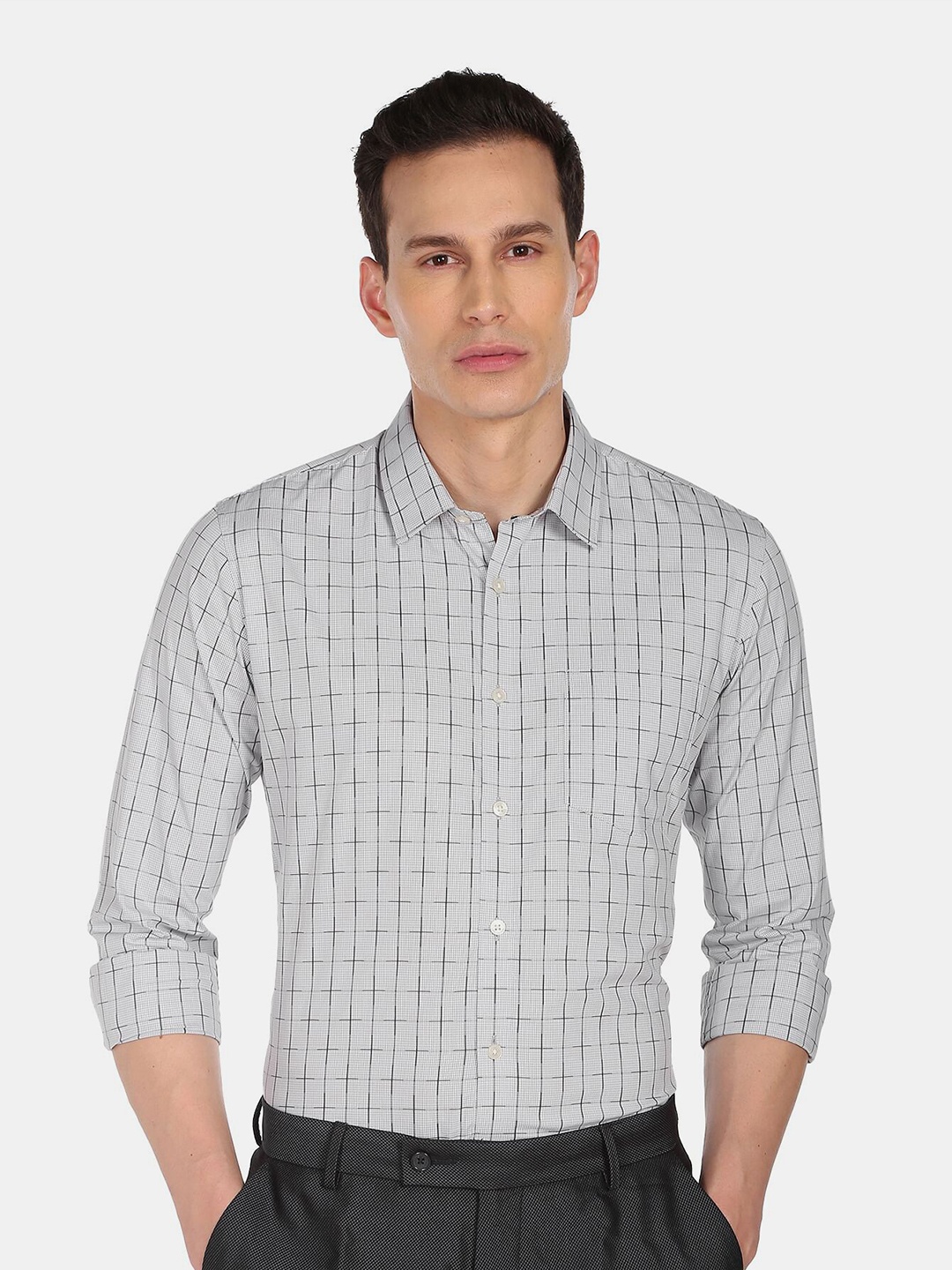 

AD By Arvind Men Grey Checked Pure Cotton Casual Shirt