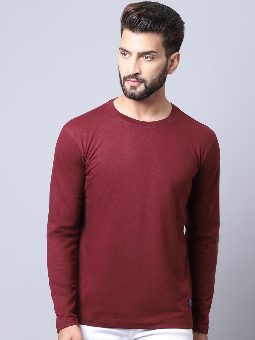 

Cantabil Men Maroon T-shirt