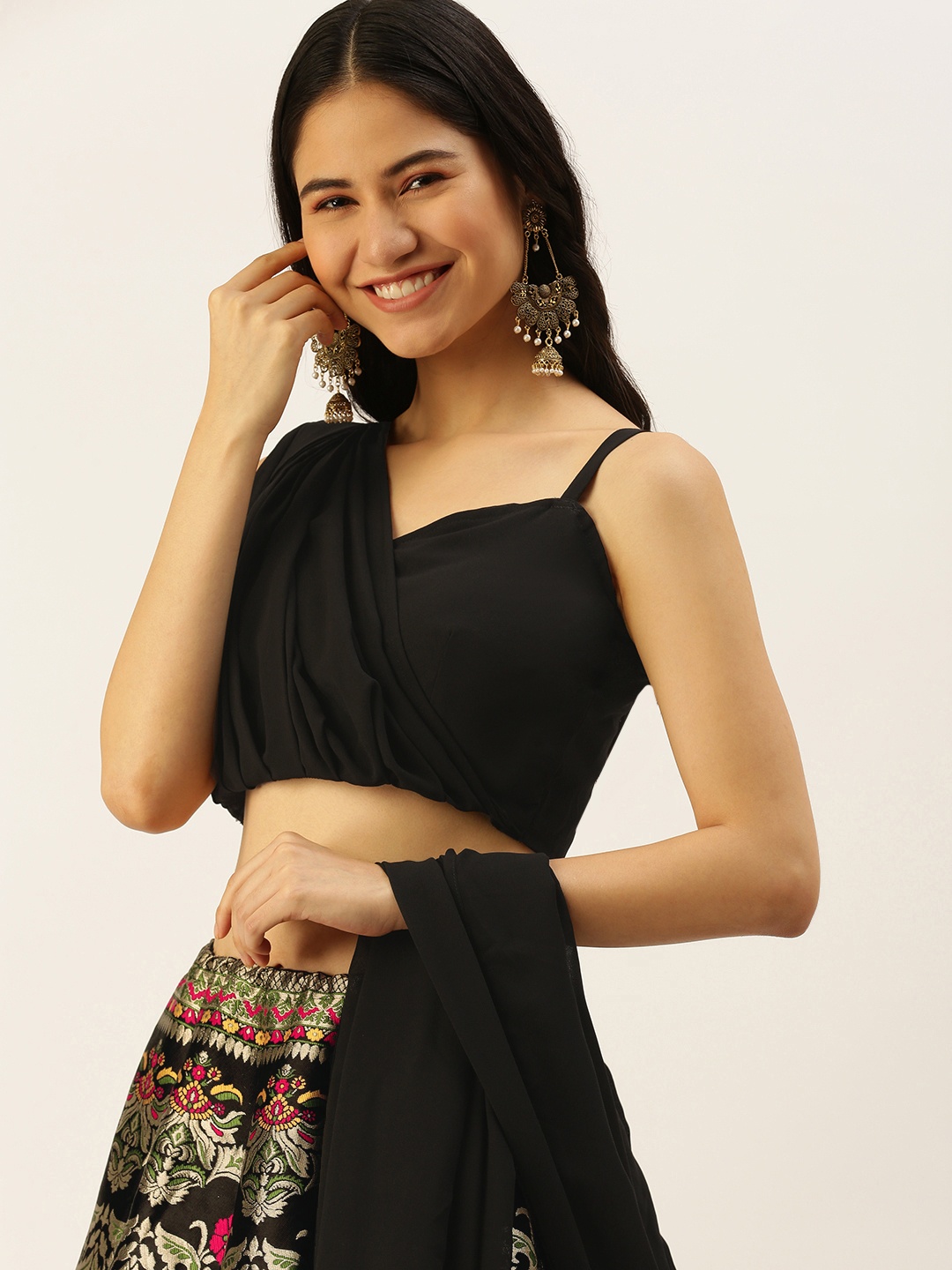 

LOOKNBOOK ART Women Black Banarasi Silk Zari Woven Lehenga Choli with Attached Dupatta