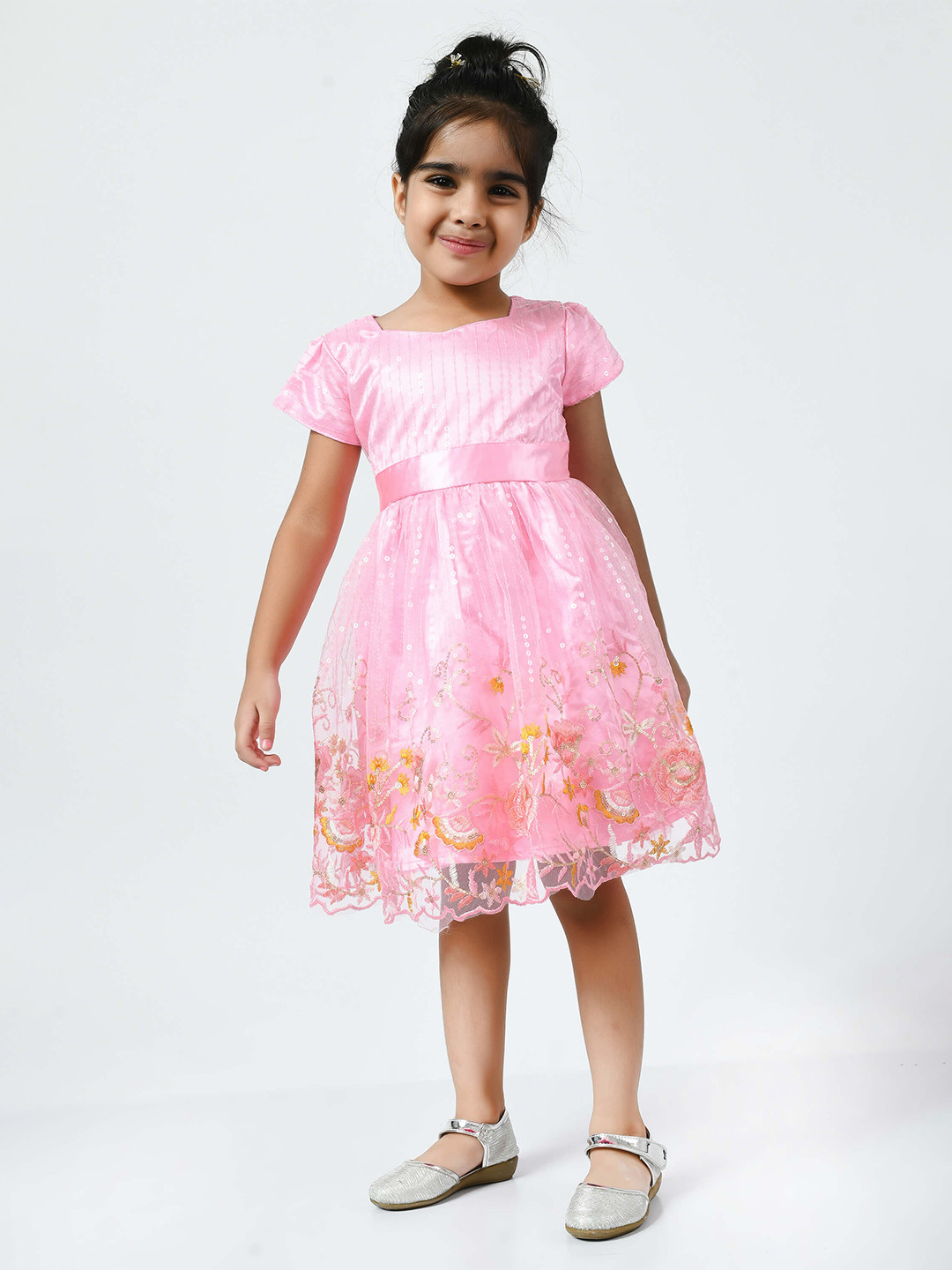 

Bella Moda Girls Pink Floral Fit and Flare Dress