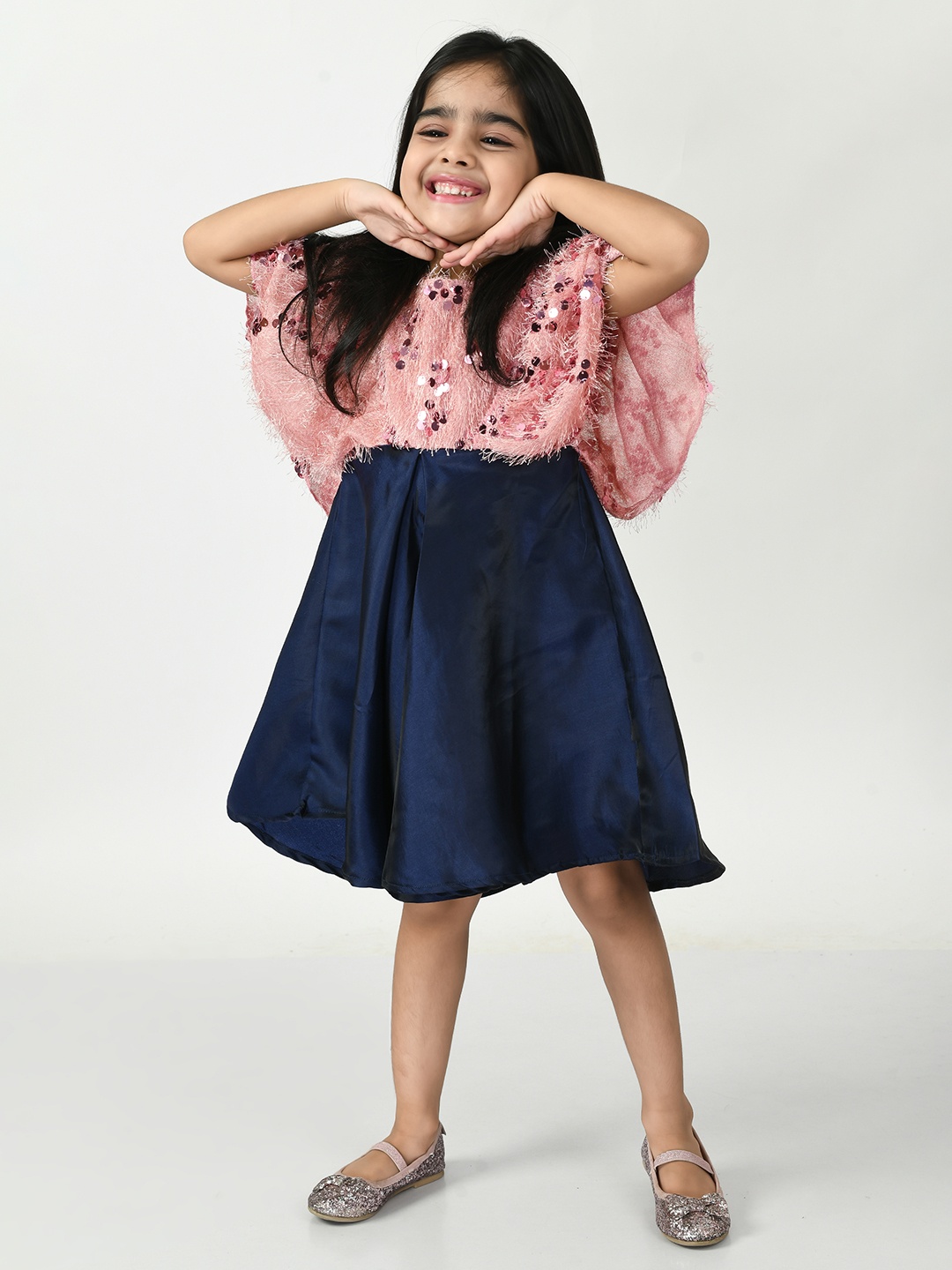

Bella Moda Girls Pink Floral Fit and Flare Dress