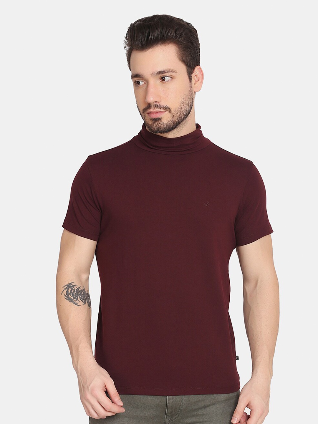 

Blackberrys Men Maroon High Neck Slim Fit T-shirt