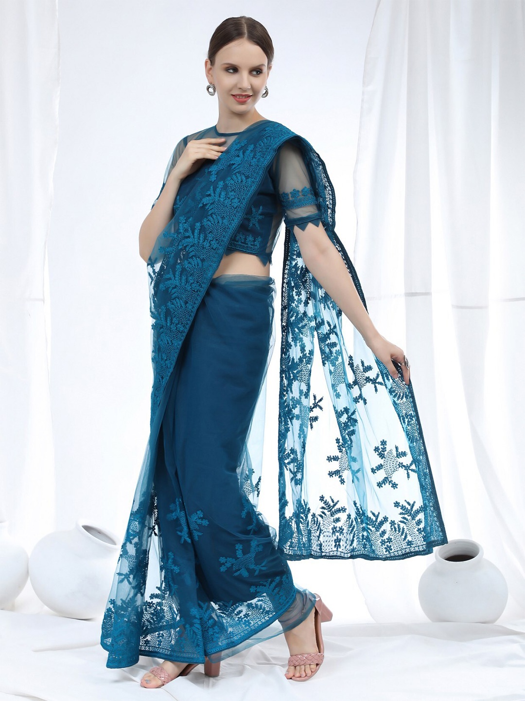 

ORUS Turquoise Blue Floral Embroidered Net Heavy Work Saree With Blouse Piece