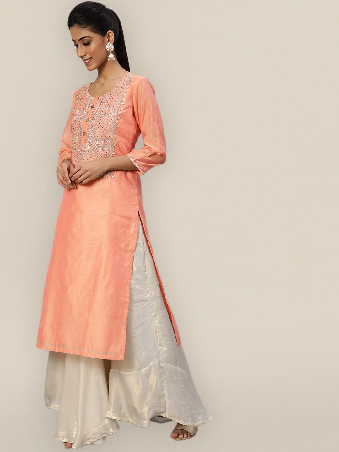 

Sangria Women Peach-Coloured Geometric Embroidered Chanderi Silk Anarkali Kurta