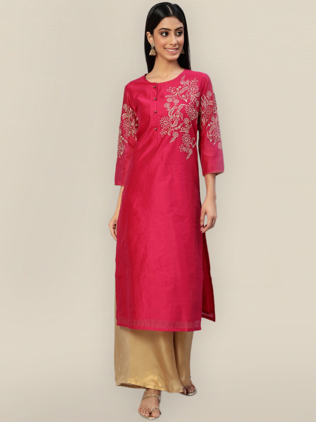 

Sangria Women Magenta Embroidered Straight Kurta