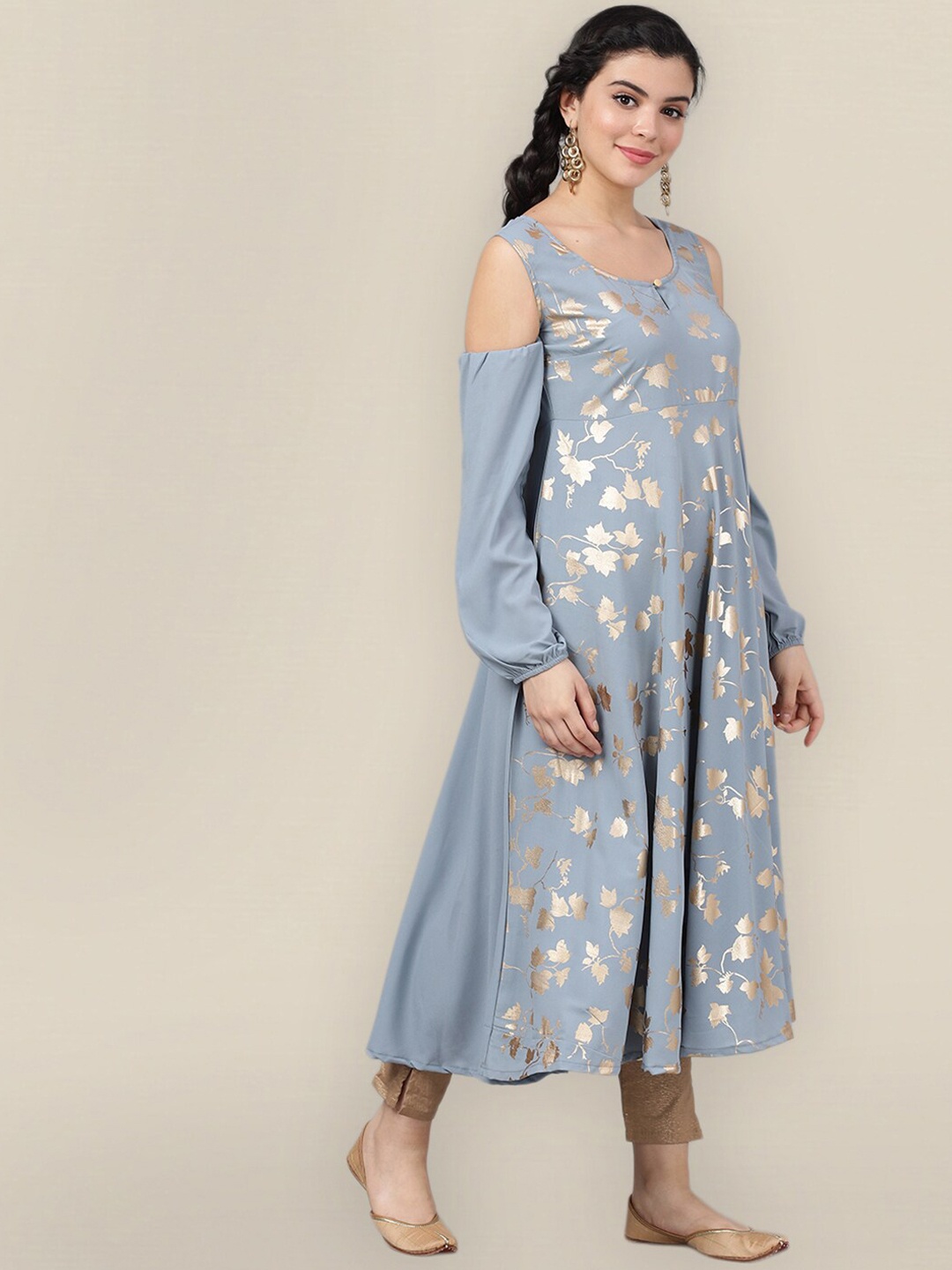 

Sangria Women Grey Floral Printed Cold-Shoulder Sleeves Anarkali Kurta