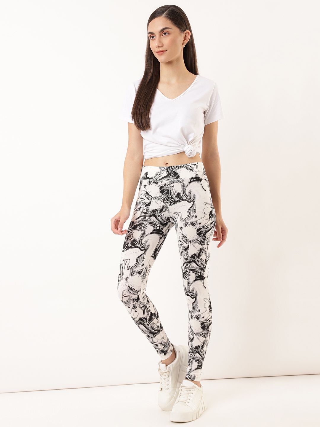 

Marks & Spencer Women Abstract Print Stretchable Leggings, White