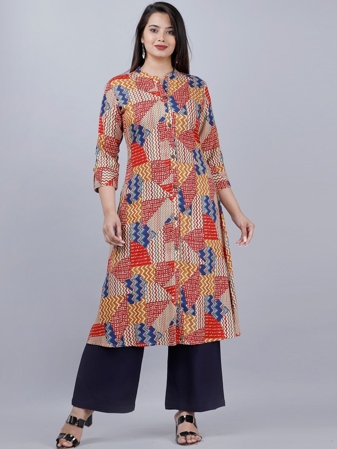 

MAUKA Women Multicoloured Printed Panelled Kurta with Palazzo, Multi