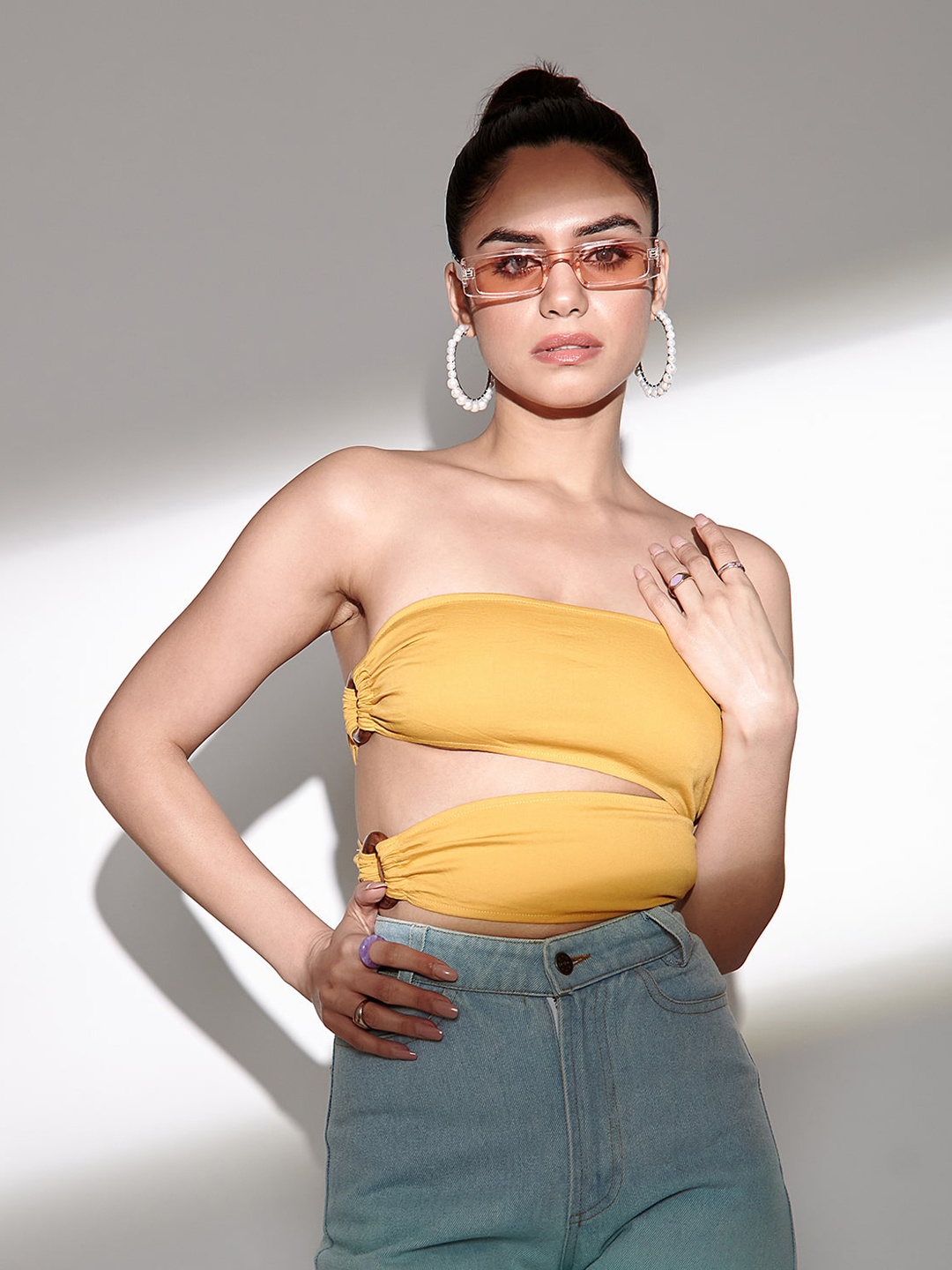 

THE CLOTHING FACTORY Women Yellow Off-Shoulder Wooden Ring Tube Crop Top