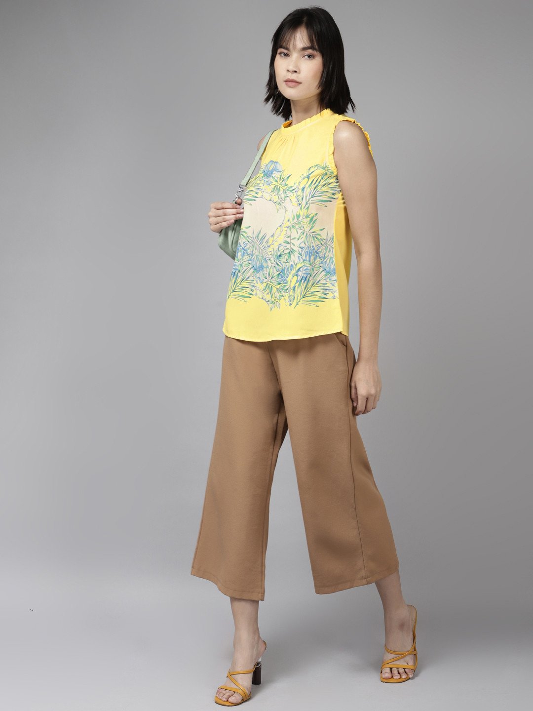 

Aarika Yellow Floral Print Top