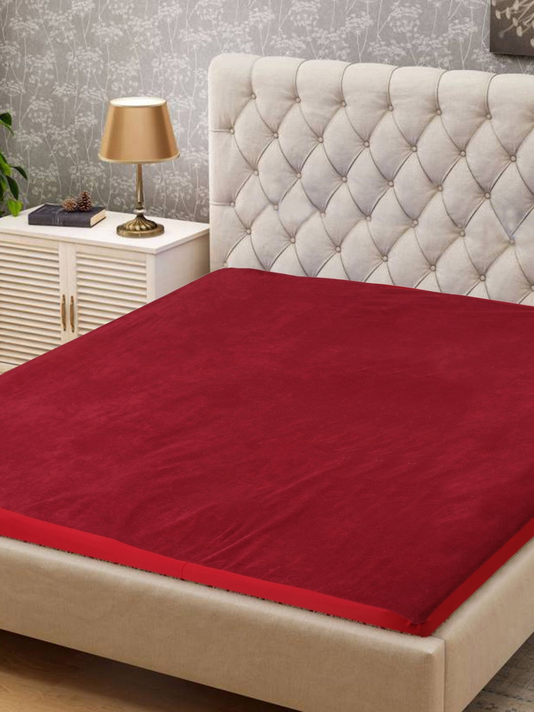 

Pum Pum Maroon Solid Terry Single Mattress Protector