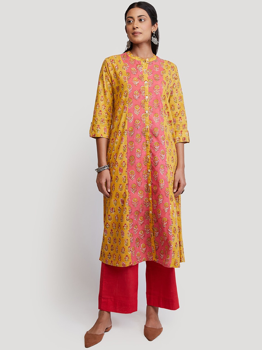 

EK BY EKTA KAPOOR Women Yellow Block Printed Cotton Kurta
