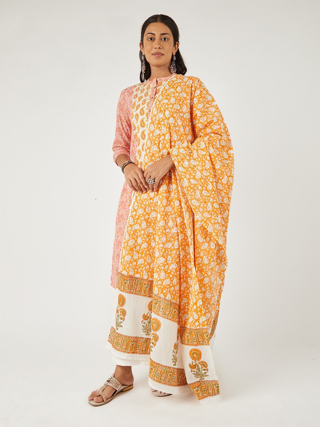 

EK BY EKTA KAPOOR Orange & White Charbagh Printed Hand Block Pure Cotton Dupatta