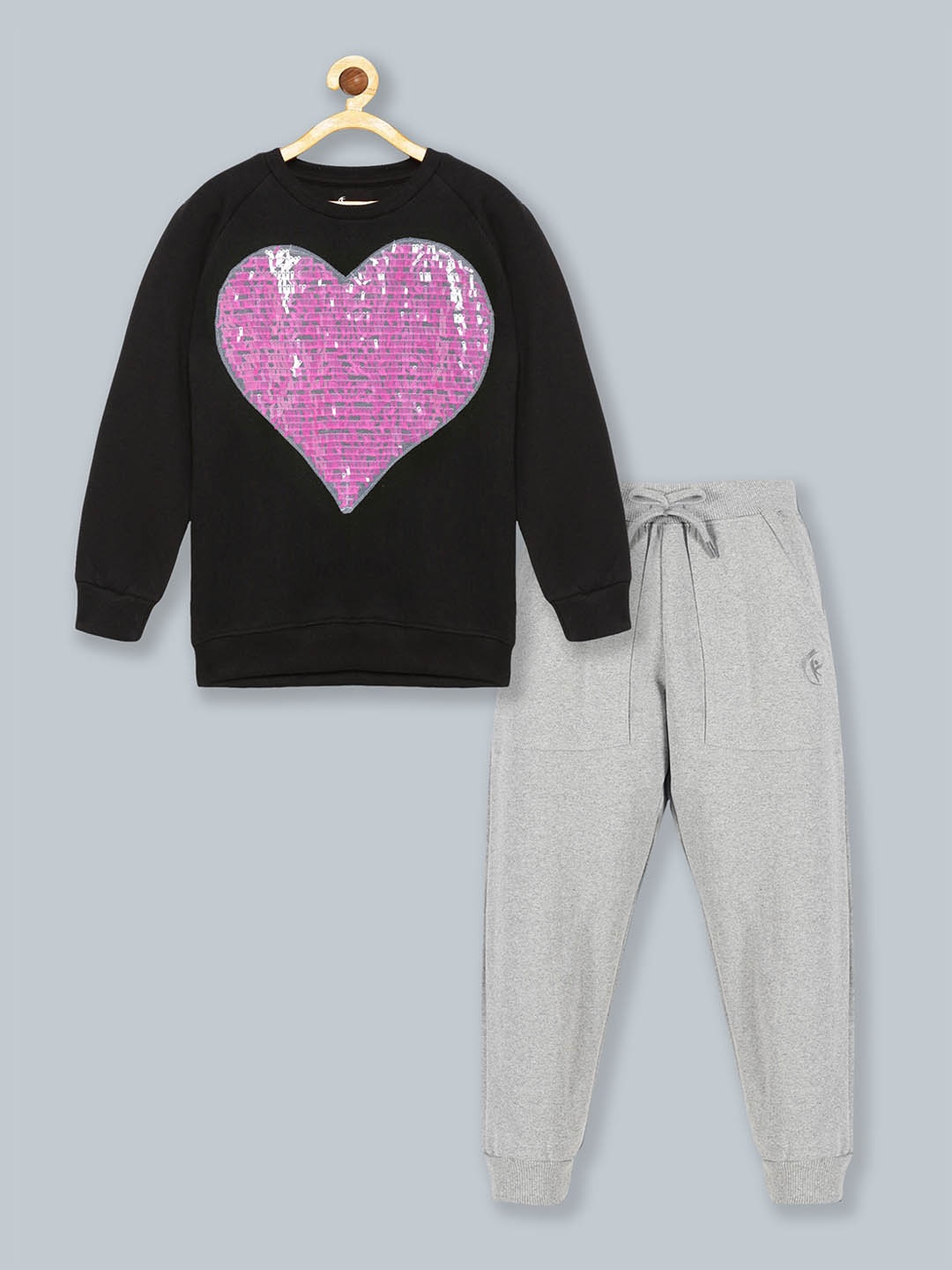 

KiddoPanti Girls Black & Grey Printed T-shirt & Solid Fleece Track Pant Set