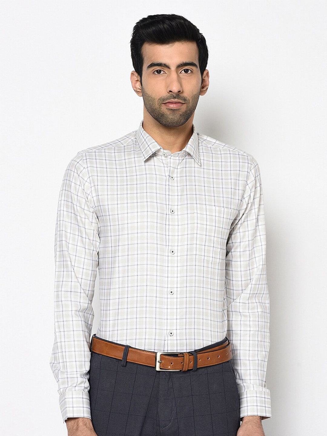 

Blackberrys Men Beige Grid Tattersall Checks Checked Slim Fit Cotton Formal Shirt
