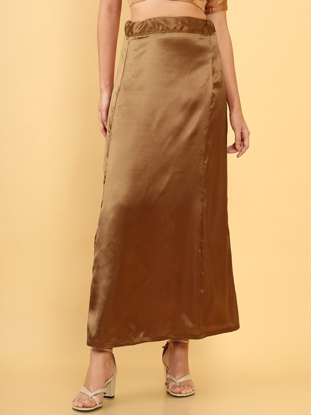 

Soch Women Brown Solid Saree Shape-Wear