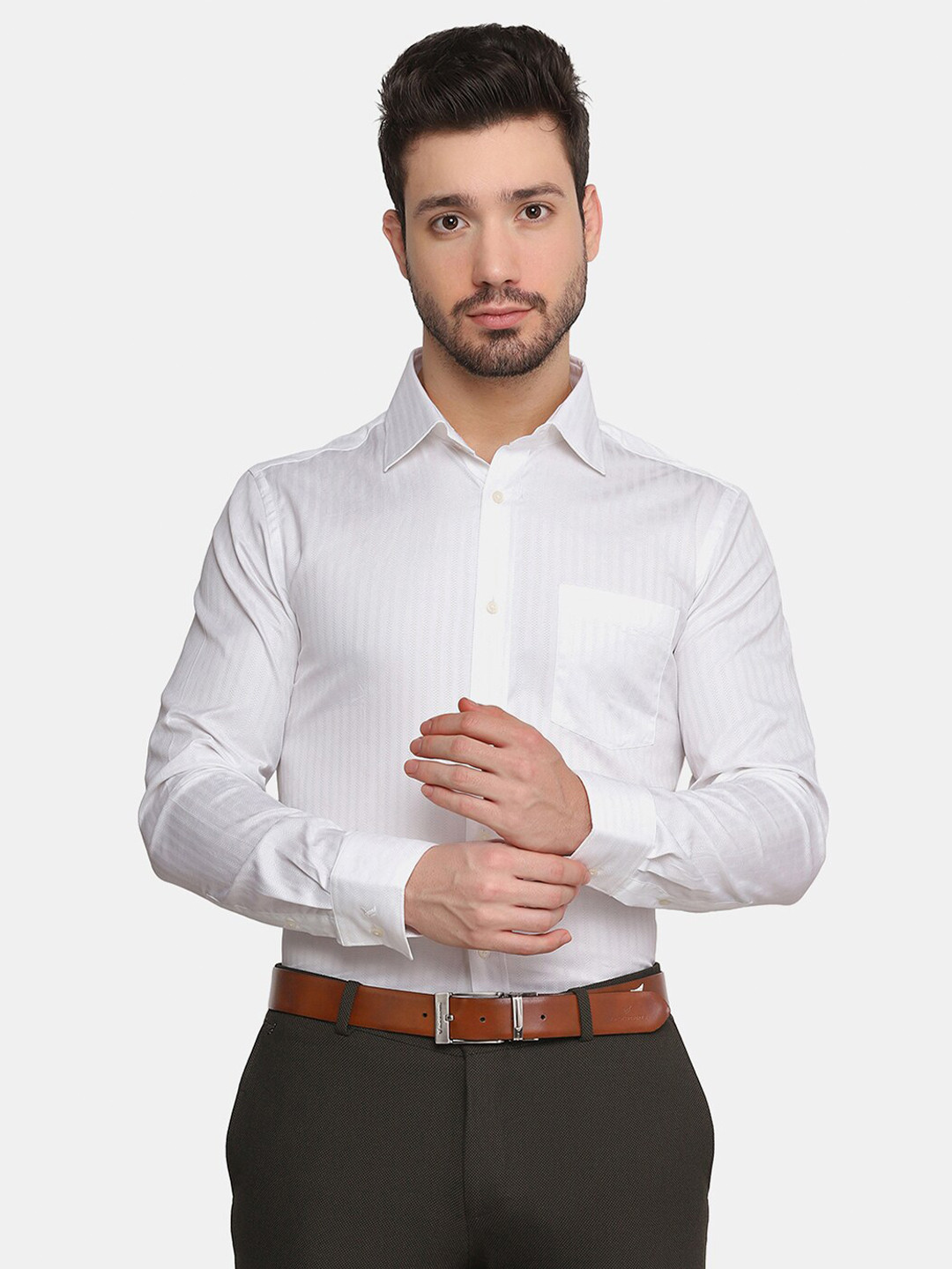 

Blackberrys Men White Slim Fit Striped Formal Shirt