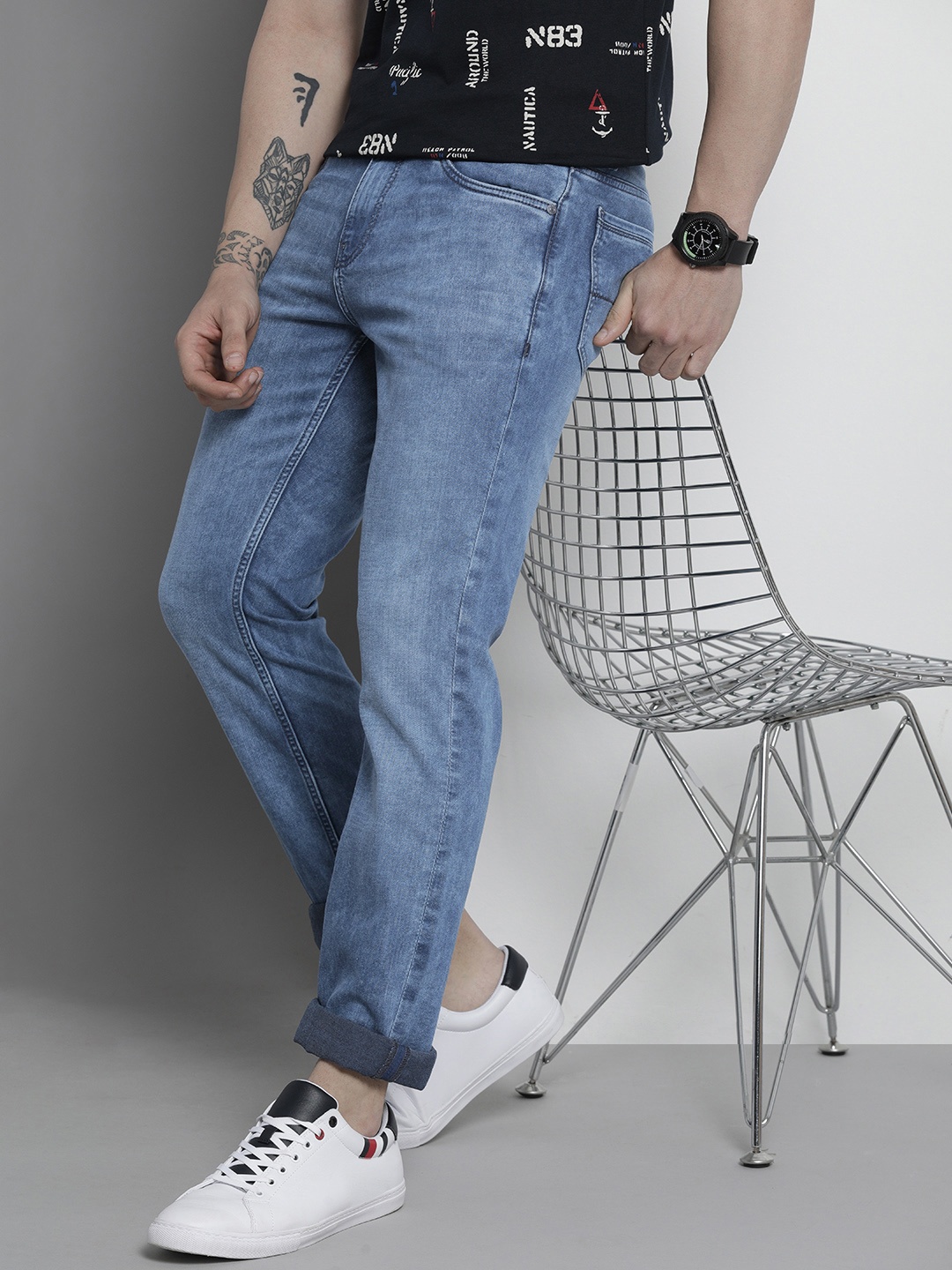 

Nautica Men Straight Fit Heavy Fade Acid Wash Stretchable Jeans, Blue