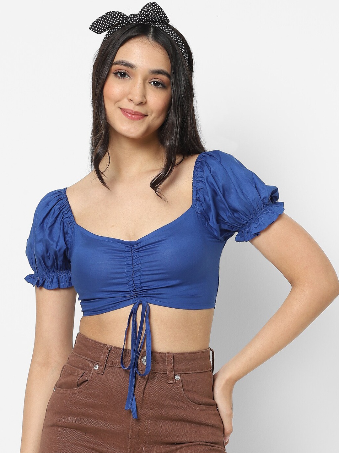 

VASTRADO Blue Sweetheart Neck Crop Top