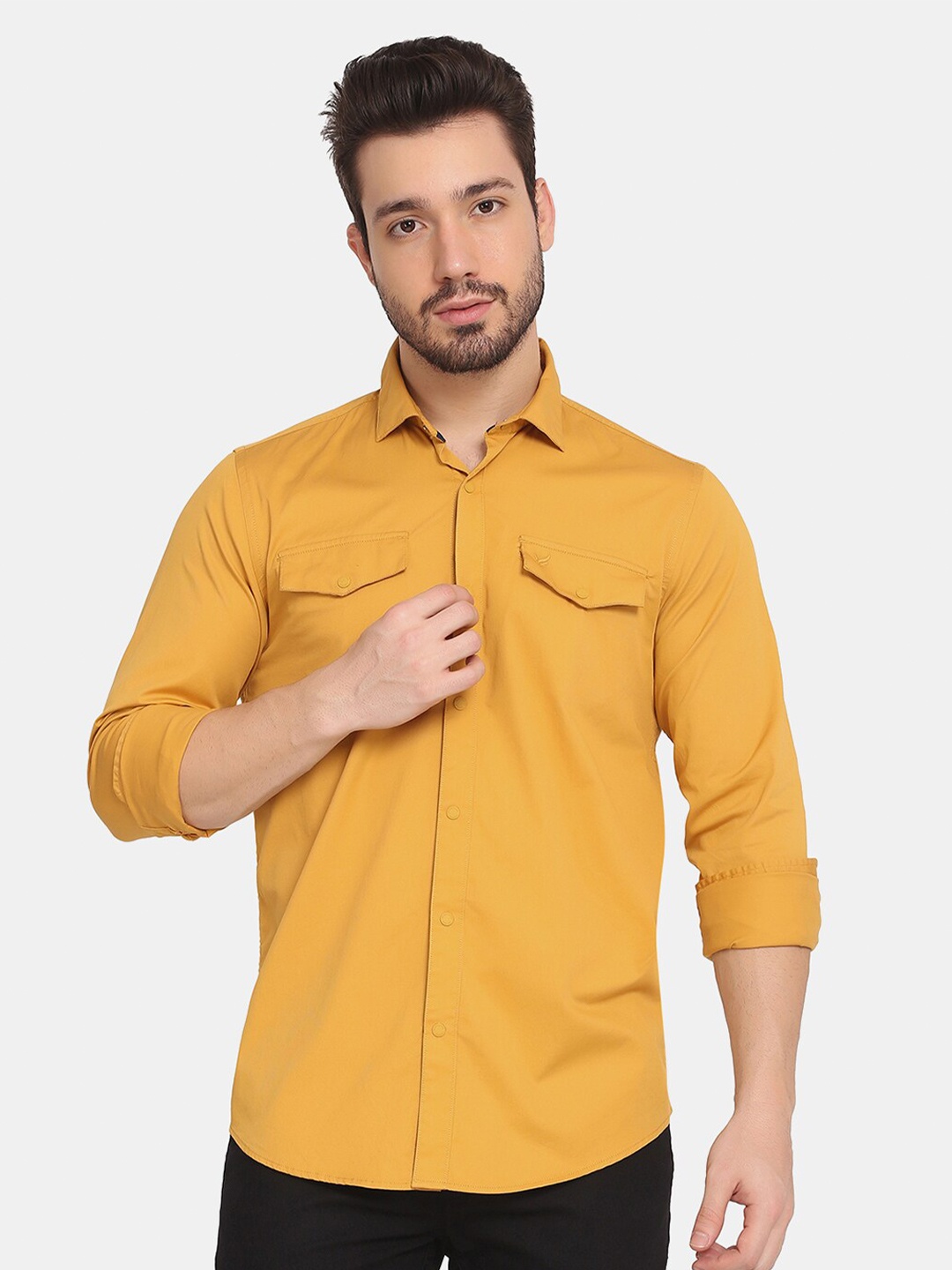 

Blackberrys Men Yellow Solid Slim Fit Casual Shirt