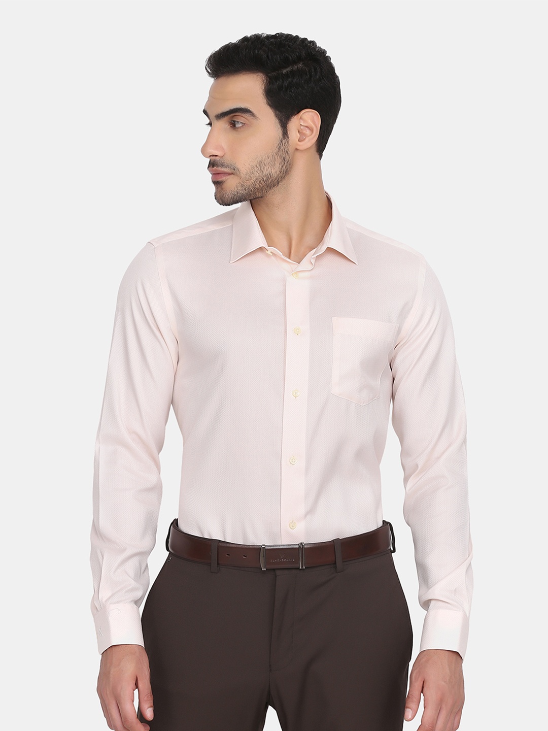 

Blackberrys Men Peach-Colored Slim Fit Cotton Formal Shirt