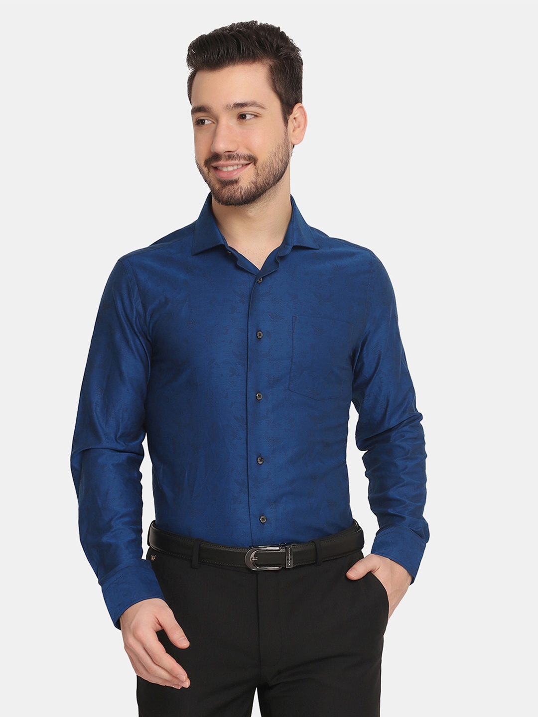 

Blackberrys Men Blue Slim Fit Floral Self Design Cotton Formal Shirt