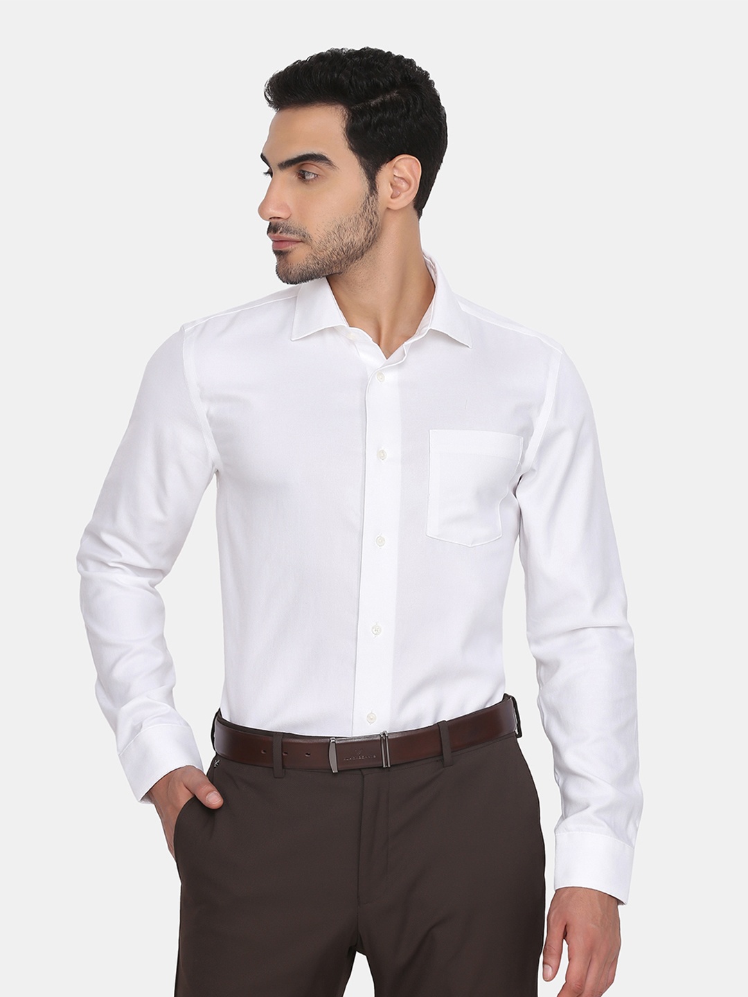 

Blackberrys Men White Slim Fit Cotton Formal Shirt