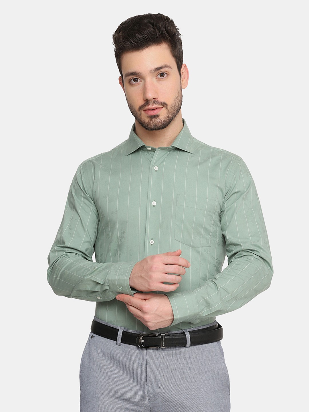 

Blackberrys Men Green Slim Fit Vertical Striped Cotton Formal Shirt