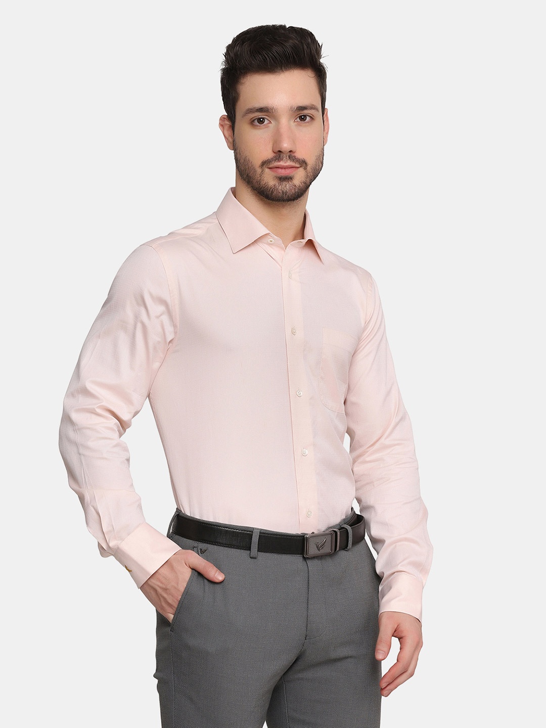 

Blackberrys Men Pink Slim Fit Solid Long Sleeve Cotton Formal Shirt