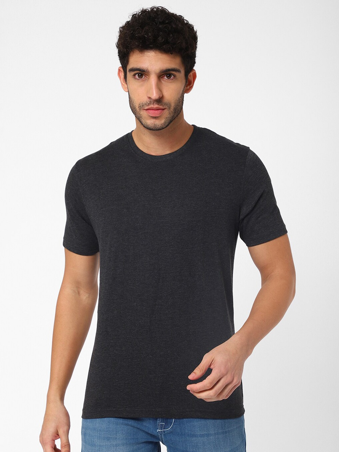 

R&B Men Grey Solid Cotton T-shirt