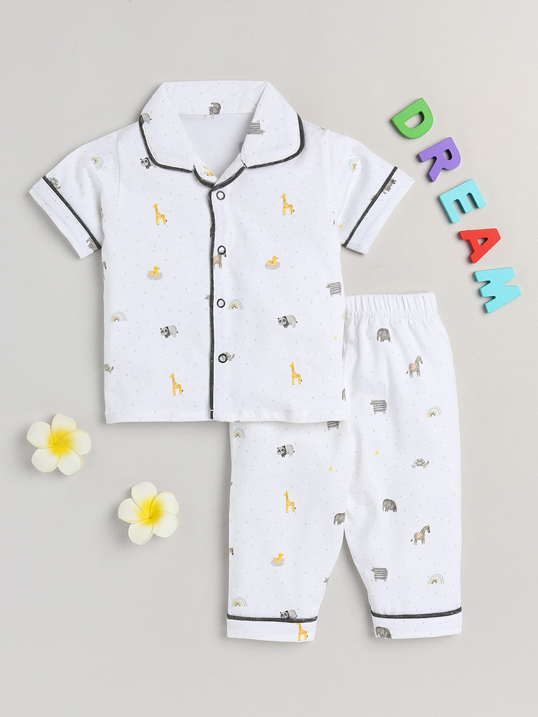 

Clt s Unisex Kids White & Yellow Printed Night suit