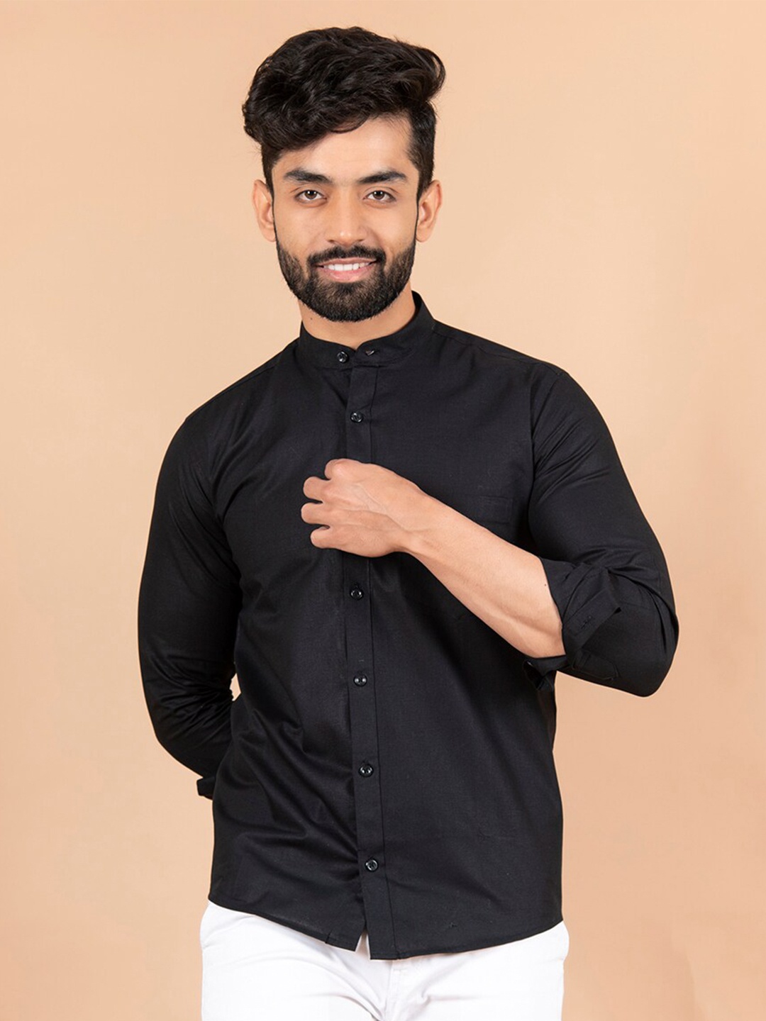 

Tistabene Men Black Solid Comfort Casual Shirt