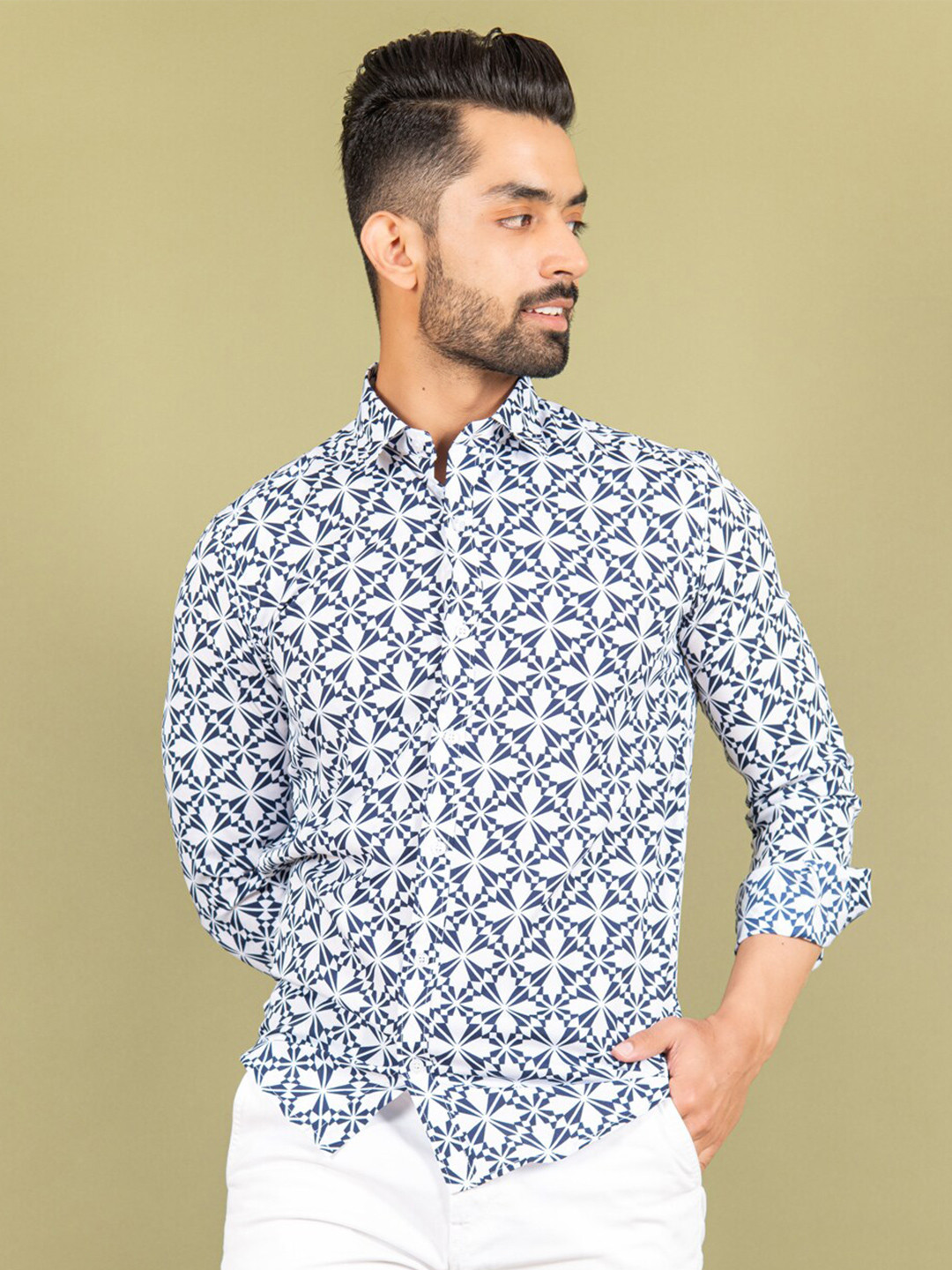 

Tistabene Men Blue And White Abstract Print Comfort Crepe Casual Shirt