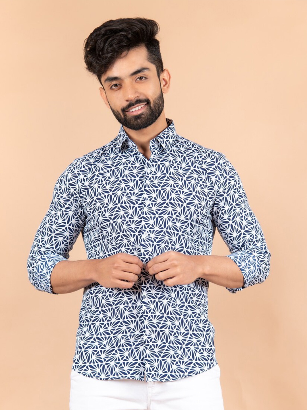

Tistabene Men Blue Comfort Floral Printed Casual Shirt