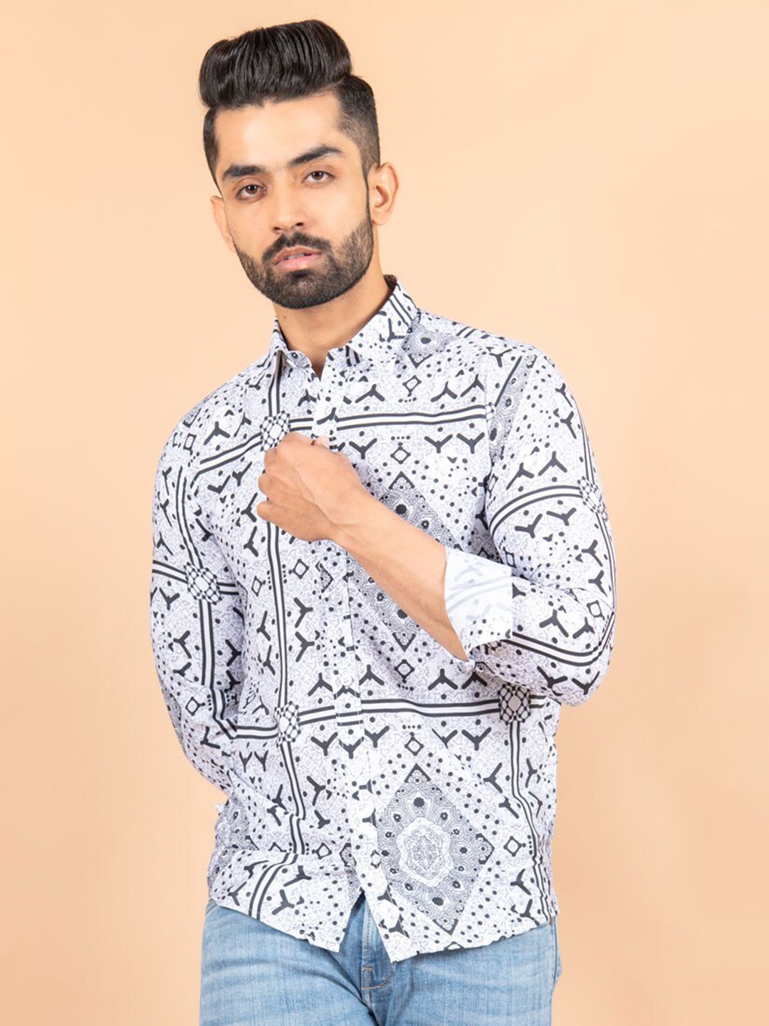 

Tistabene Men White & Grey Comfort Printed Casual Shirt